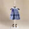 Neues Sommer ärmelloses Mädchenkleid Gestreiftes kariertes graues Babykleid Kinderkleidung Kinderkleid 1-5 Jahre Q0716