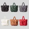 Large Down Cotton Winter Big Quilted Tote Padded Handbags Designer For Women Fashion Brand Shoulder Bag 2021 Luxury Purses Green G1105