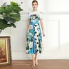 ファッションデザイナードレス夏の女性のドレスオフショルダー半袖花柄ビーズボヘミアドレス210524