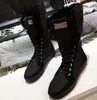 مع مربع! جديد أحذية الثلوج المدربين الأزياء الرياضية الأحذية عالية الجودة الأحذية الجلدية الصنادل النعال الهواء خمر للمرأة