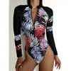 Simning kostymer för kvinnor sommarutskrift Zipper One Piece Baddräkt Stängd Långärmad Swimwear Sport Surfing Kvinnors Simning Badkläder Strandbad