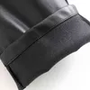 Calças de couro de Cintura alta Calças Sólidas Mulheres Inverno Fleece Streetwear Preto Faux Pockets Calças Elastic 210515