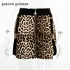 New Fashion 2021 Plus Size Donna Sexy Street Wear Stampa leopardata Corta Gonna tubino skinny Cinturino con teschio Cerniera Minigonna aderente X0428