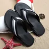 Mäns Flip Flops Designer Beach Sommarglas Skor Svart Mjuka Fashion Tofflor Stor Storlek