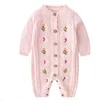 Baby rompertjes gebreide herfst geboren jumpsuits borduurwerk bloemen cartoon meisjes kleding winter peuter trui kinderen algemene 210417