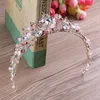 KMVEXO Handmade Różowe Białe Koraliki Bridal Korona Kwiat Panna Młoda Biżuteria Kryształ Tiara Księżniczka Korony Wesele Akcesoria do włosów