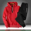 Patchwork Mäns Sportkläder Sätt Höst Vinter Hooded Tjock Man Casual Tracksuit Män 2 Piece Sweatshirt + Sweatpants Set 211006