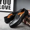 Erkek Rahat Ayakkabılar Lüks Marka Hakiki Deri İtalyan Erkek Loafer'lar Moccasins Siyah Tekne Ayakkabı Üzerinde Kayma Erkekler Chaussure Homme
