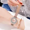 WristWatches Mulheres de Luxo Assista Full Cristal Dial Big Diamante Senhoras Relógios de Pulso de Malha De Malha Cinta de Aço Feminino Moda Feminino Relógio Rhinestone