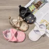 Första Walkers Baby Girl Shoes Spädbarn Småbarn Princess PU Non-Slip Flat Soft-Sole Gullig Bow-Knot