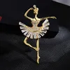 Spille, spille LuxJuly Placcato oro/argento Spilla a forma di ragazza di balletto Spille con strass di cristallo per accessori per ragazze Gioielli