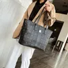 الحقيبة اليومية الصغيرة CK Big Bag Womens Bag 2023 New New Net Red All-Match Counder Tote Large Crughter Thorping PreBag