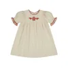 Vorverkauf Kinder Kleider 2021APO Neue Sommer Mädchen Stickerei Blumen Prinzessin Kleid Baby Kind Mode Kurzarm Outwear Kleidung Q0716