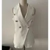 Gilets pour femmes 2022 Mode Version mince de l'artisanat exquis Bouton en métal Décoration Vêtements d'extérieur Manteaux Noir et blanc Deux couleurs