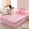 Łóżko spódnica pikowana Bedcover Princess Wzburzyć Koronki Dopasowany Arkusz Kwiatowy Bedspread Home Pościel Bedspreads Arkusz Różowy Decor + 2 sztuk Poszewki