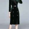 Höst Vinterbanan Velvet Lady Bodycon Dress Woman Notched Collar Långärmad Dubbelbröst Vestidos 210603