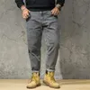 Calça masculina de 2022 seção de moda masculino Homens casuais Summer Skate Board Strright Pocket Plus Size Jeans Z819