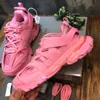 fluorescencyjne różowe buty
