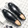 Brytyjski Dżentelmen Swimite Casual Bullock Oxford Buty męskie Formalne Prom Sukienka Homecoming Sapato Social Masculino