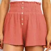 Folds Solid Färg Elastisk Midja Shorts Kvinnor Casual Loose Streetwear High Button Decoration Straight Beach Korta Byxor 210603