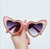 2021 occhiali da sole a cuore vintage donna moda lusso con strass decorazione occhiali da sole cat eye occhiali da vista da uomo Oculos occhiali trasparenti