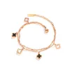 Bracelets de charme dames chanceux trèfle à quatre feuilles bracelet en acier titane copines étudiant tempérament coréen simple cadeau décontracté je257h