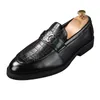 Lüks Stil erkek İş Balo Ayakkabı Metal Düğme Timsah Desen Düğün Sivri Burun Erkekler Flats Loafer'lar Ayakkabı