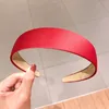 1pc Plastic Fashion Canvas Wide Hoofdband Band Hoofddeksels Bezel Accessoires voor Vrouw Satin Covered Hars Hairbands