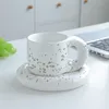 Керамические чашки блюдцов Ins Simple Fashion Coffee Sets Creative Cafe Cup Cafe Bides Европы кружки фарфор
