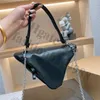 Unique Design White triangle Side Shoulder Crossbody Small Bags Genuine Leather Women Fashion Brand Cross Body Hand Bag Mini Size Black Purple Handbags For Ladies