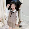 Miłość DDMM Girls Sukienki Jesień Moda Styl Turn-Down Collar Bow Plaid Plisowana sukienka Ubrania 210715