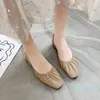 Sandalet Kadın Deri 2021 Yaz Ayakkabı Burnu Kapalı Düşük Topuklu Moda Kızlar Kare Kauçuk Skandallar Slaytlar Roma Toynak Topuk