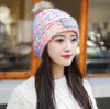 Kadınlar Kış Faux Kürk Pom Pom Beanies Büyük Topları Örme Renkli İplikler Grils Skullies Ponpon Beanie Şapka Kalın Isıtıcı Polar Astar Termal Rahat Kap