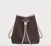 Designer Bolsas de ombro de luxo Bolsa de bolsas para mulheres bolsas de couro cruzadas Bolsas de mensagens de bolsas de bolsa ￺nica 02