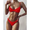 Kvinnors badkläder Solid Bikini 2022 Sexig underwire Push Up Women Swimsuit Kvinna Två stycken Set Bather Bathing Swim Lady