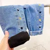 2021 pantaloni jeans in pile caldi e spessi per ragazze invernali 2021 pantaloni per bambini in denim amore ricamo G1220