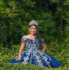 Abiti Quinceanera con paillettes in tulle con paillettes scintillanti Abito da ballo blu navy 2022 con spalle scoperte Applique di fiori avorio Sweet 15 16 Girls