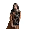 女性のための工場Palicのカスタム秋と冬のレトロな柔らかい厚いウールのファッションスカーフ