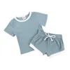 Baby Summer Clothing Set Nyfödd Kid Boy Girl Kläder Kortärmad Ribbad Top och Shorts 2st Solid Outfits Sets