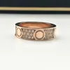 Full Diamond Titanium Steel Silver Love Pierścień Mężczyźni Kobiety Rose Gold Pierścień Miłośnicy Para projektantów Pierścienie Biżuteria Prezent 232v