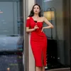 حزب مثير الكورية السيدات واحد الكتف عارية الذراعين الأحمر أكمام ملهى ليلي ميدي ضيق اللباس للنساء الملابس 210602