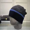 2021 Fashion Beanie Classic Letter Skull Cold Cap Man Kobieta ciepła jesień zima dopasowana unisex 2 Kolor Hats Najwyższa jakość