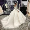 2022 Бальное платье свадебные платья свадебные развертки поезда кружева аппликация Scoop Sheer шеи на заказ с длинными рукавами замок часовня Vestido de Novia