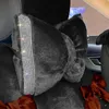 Cuscini per sedili Cuscino lombare per auto perforazione peluche Bowknot Supporto per testa automatico Cuscino poggiatesta Cuscino morbido