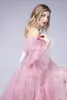 Unikalne suknie wieczorowe Off Ramię Długie Rękawy Ruffles Tulle Koronki Kobiety Cape Dress Lace-up Back Maternity Formalne Suknie Wieczorowe Moda