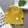 Bebé nascido vestido de menina mola de manga comprida algodão uma linha top vestido applique floral infantil bonito vestido criança criança roupas 210713