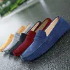 남자 캐주얼 신발 패션 남자 야생 편안한 신발 수제 스웨이드 정품 가죽 망 Loafers Moccasins 남성용 아파트 남성 운전 신발에 슬립