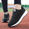 Scarpe sportive traspiranti da donna casual con lacci alla moda Scarpe vulcanizzate da passeggio ultraleggere e confortevoli