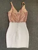 Haute qualité rose blanc col en v moulante rayonne robe de pansement élégante robe de soirée Vestidos X0521