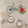 Orologi da parete American Retro Bicycle Nostalgic Coffee Shop Decorazione domestica creativa Orologio Bar Shabby Chic Design moderno 3DBG22